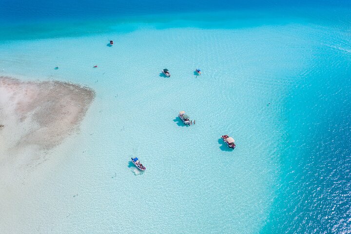 Bacalar 101- Tour Privado a la Laguna de los 7 Colores
