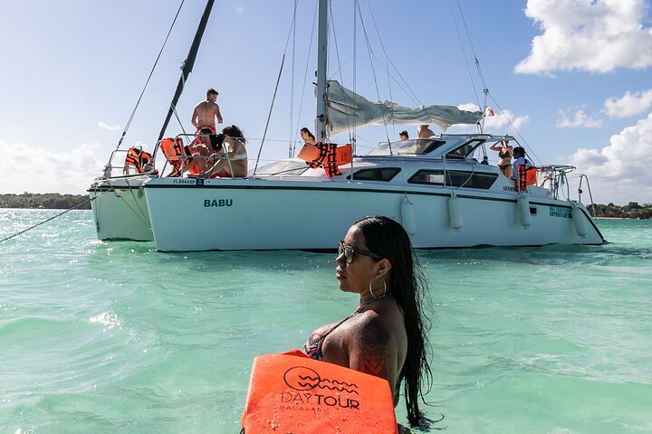 Catamaran op de Lagune van de 7 Kleuren