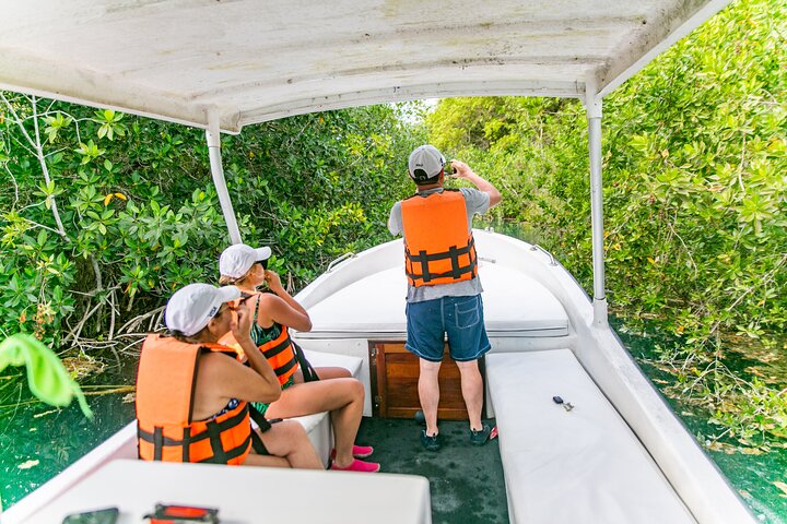 Boottocht in Bacalar en bezoek aan Cenotes