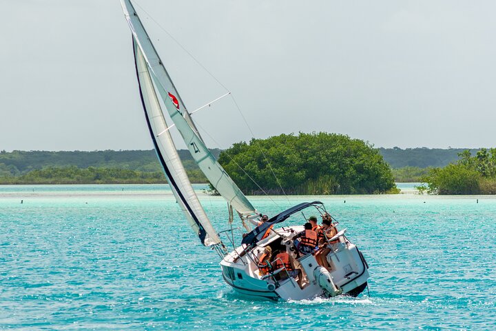 Zeiltocht op de Lagune van de 7 Kleuren